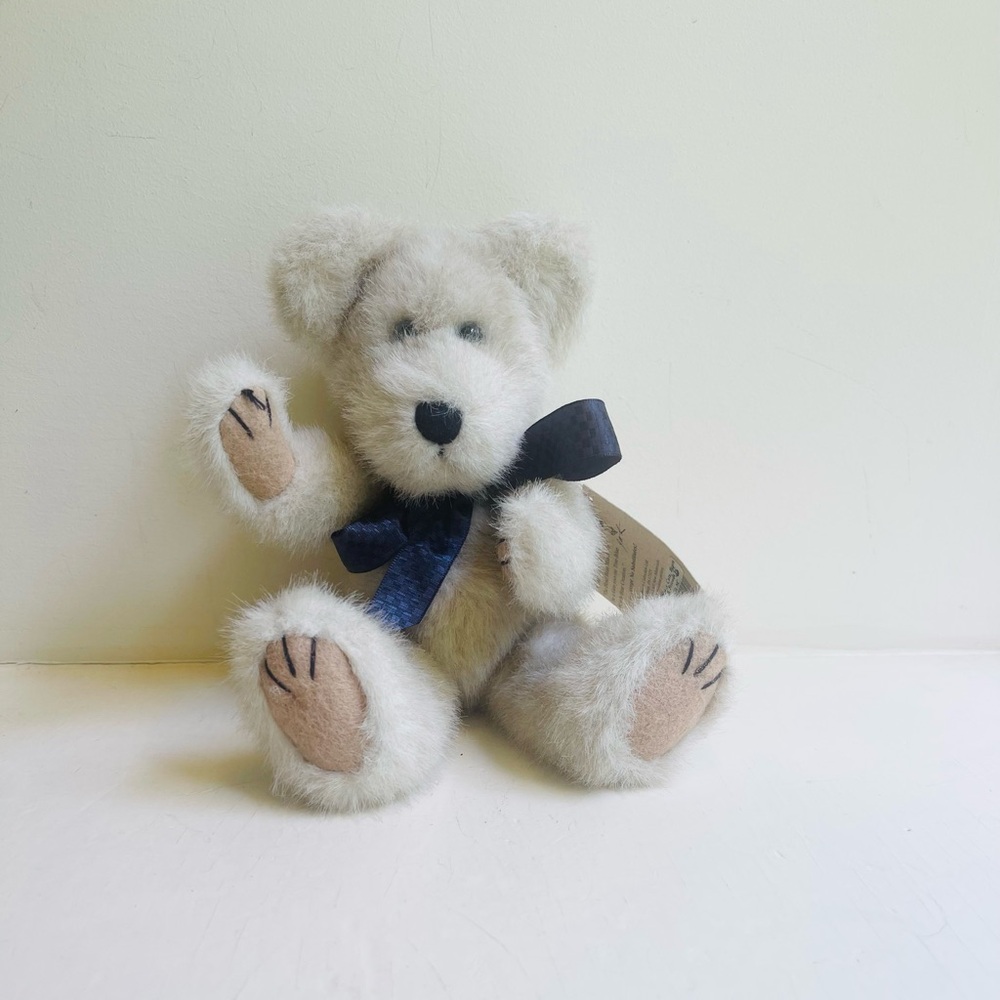 Vintage Boyd Bears Jaxon D. Bear